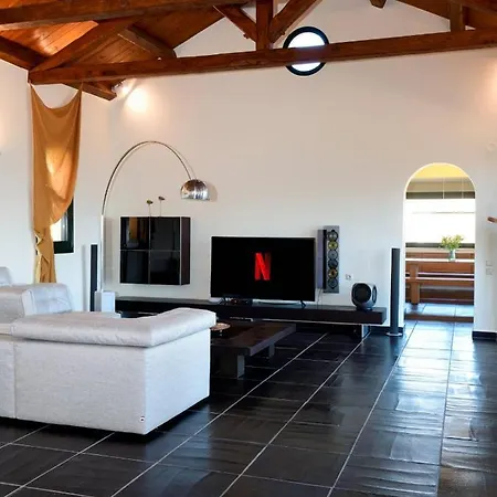 Villa Ferenity