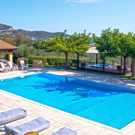 Villa Ferenity Nea Iraklitsa